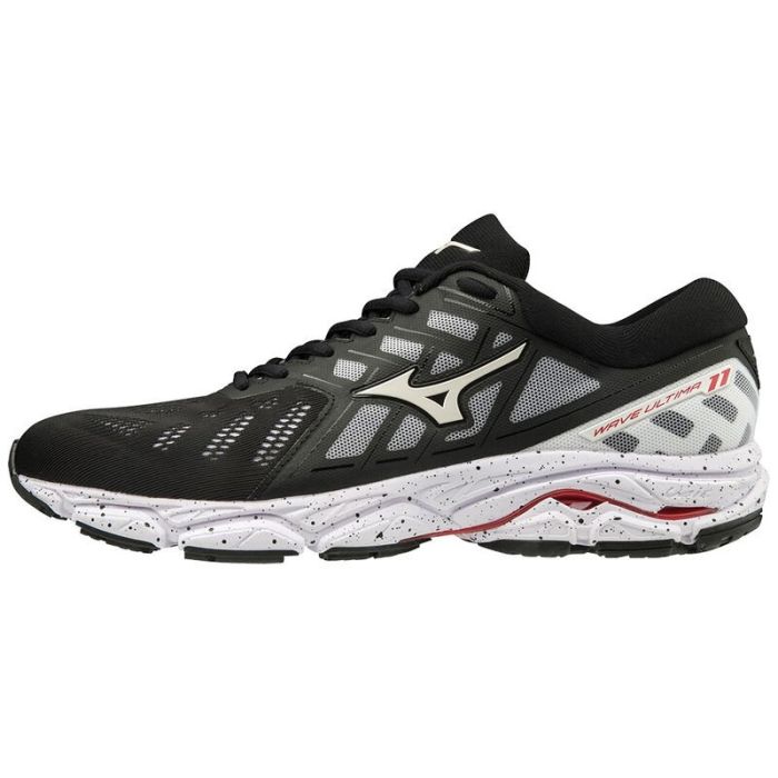 Mizuno Wave Ultima 11
